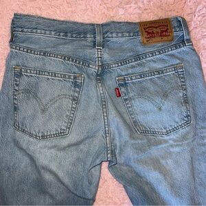 Levi’s Jeans Tapered Fit / Straight Leg jeans light wash denim women’s jeans